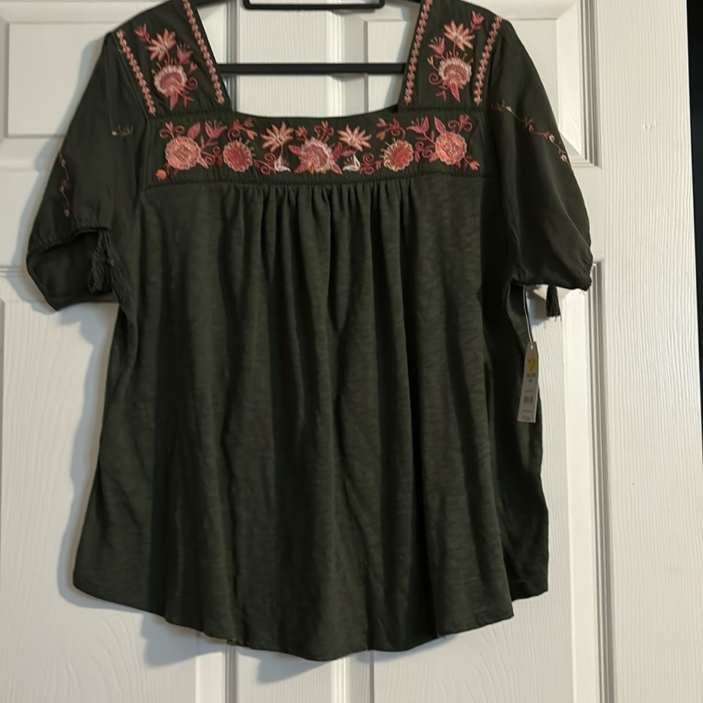 Time & tru Peasant top